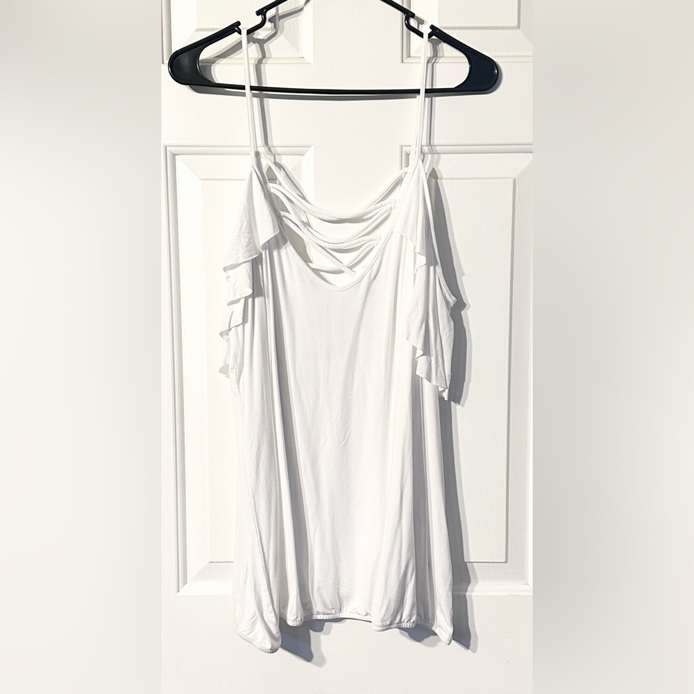 💋 VENUS - Ruffle Cold-Shoulder Top - Picture 7 of 8